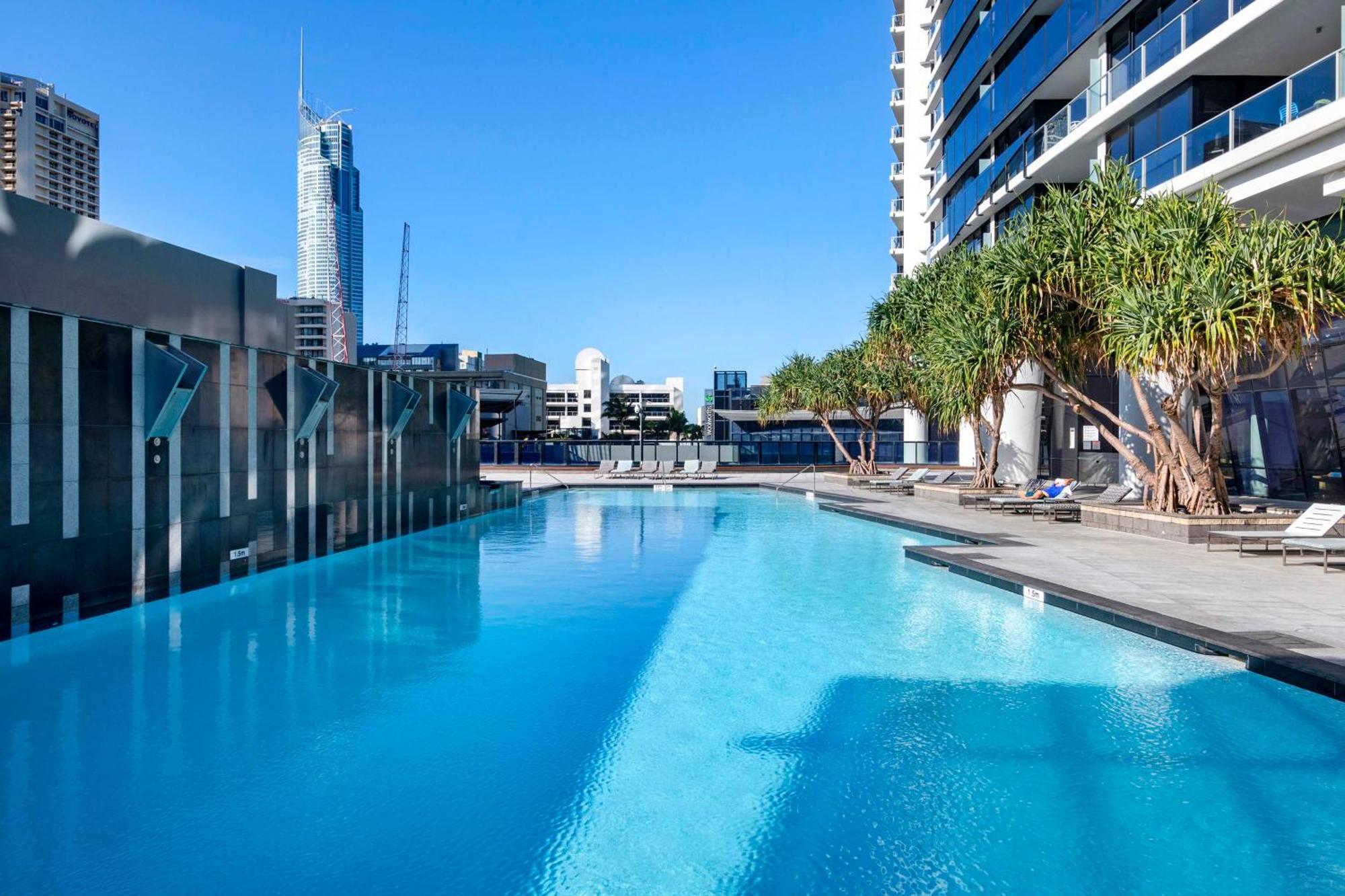 Circle On Cavill - Self Contained & Privately Managed Apartments - Wow Stay Gold Coast Exterior foto